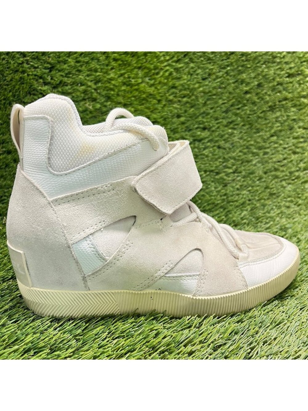 Sorel Out 'N About Sport Wedge Womens Size 7.5 White Casual Outdoor Ankle Boots